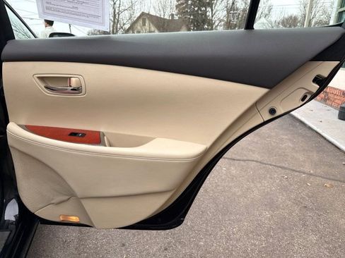 Used 2010 Lexus ES 350 image 17