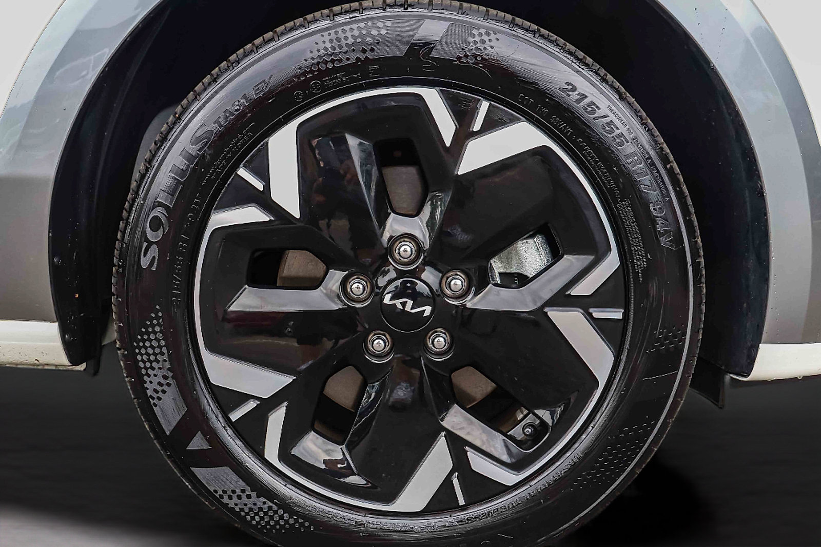 Certified 2025 Kia Niro Wave w/ Wave Preserve Package FWD image 28
