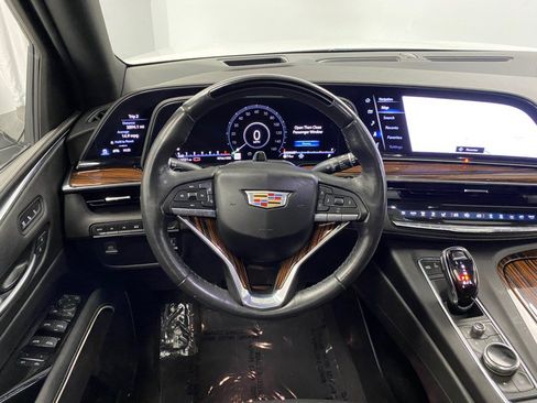 Used 2023 Cadillac Escalade Premium Luxury w/ LPO, Floor Liner Package AWD/4WD image 35