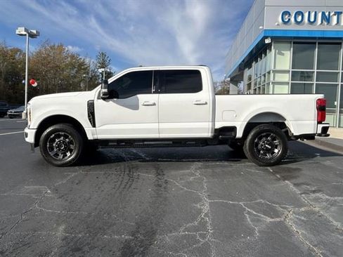 Used 2024 Ford F250 Lariat w/ Lariat Ultimate Package image 3