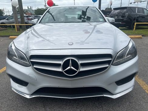 Used 2016 Mercedes-Benz E 350 Sedan image 2