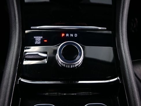 Used 2023 Jeep Grand Cherokee L Limited w/ Luxury Tech Group II AWD/4WD image 21