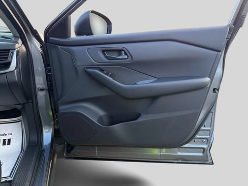 Certified 2025 Nissan Rogue S AWD/4WD image 12