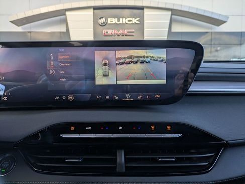 New 2026 Buick Enclave Sport Touring w/ Power Package AWD/4WD image 18