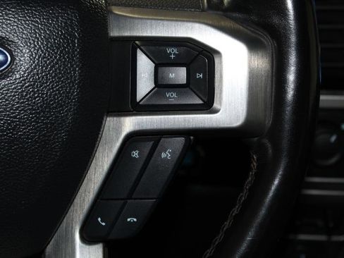 Used 2022 Ford F350 Platinum image 17