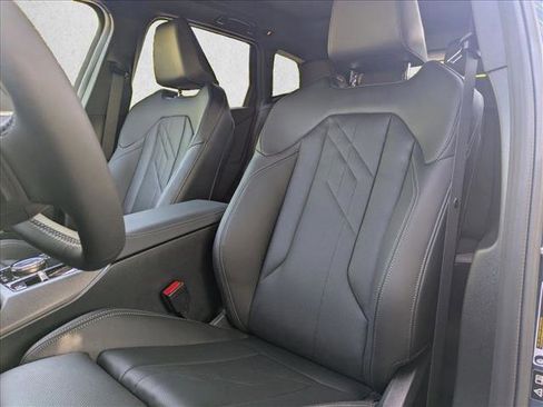 Certified 2025 BMW X3 xDrive30i w/ Premium Package image 4