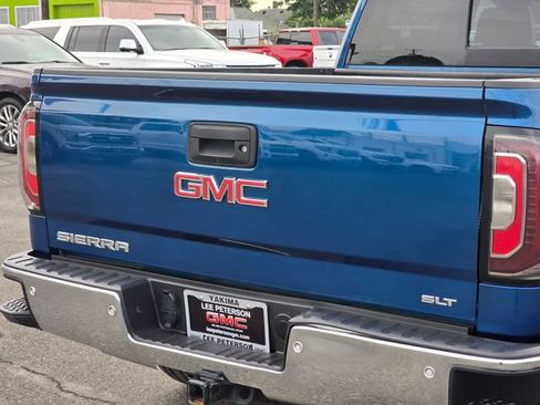 Used 2018 GMC Sierra 1500 SLT w/ SLT Premium Package AWD/4WD image 13
