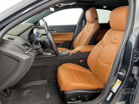 Used 2021 Cadillac CT4 Premium Luxury w/ Climate Package RWD image 13