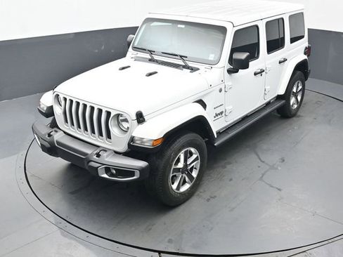 Used 2023 Jeep Wrangler Sahara w/ Cold Weather Group image 39