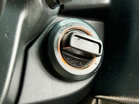 Used 2008 INFINITI FX35 AWD w/ Technology Pkg image 9