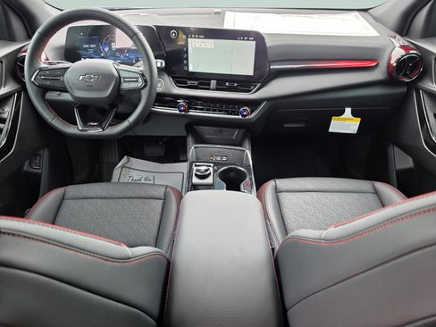 New 2026 Chevrolet Equinox RS w/ Convenience Package III FWD image 16