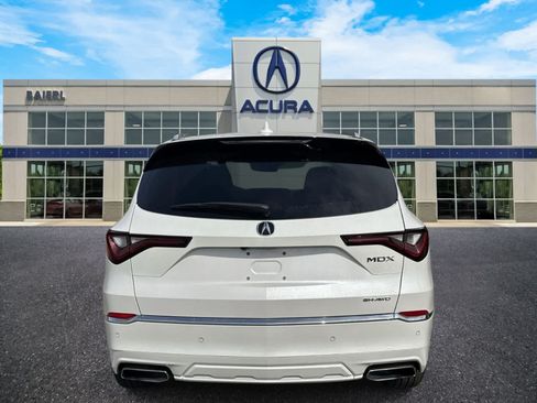 Certified 2025 Acura MDX SH-AWD w/ Advance Package image 4