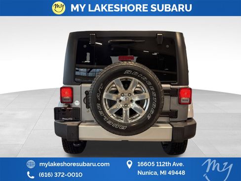 Used 2015 Jeep Wrangler Unlimited Sahara image 5