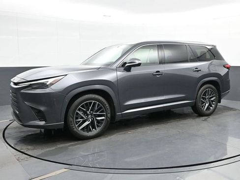 Used 2024 Lexus TX 350 FWD w/ Technology Package image 4