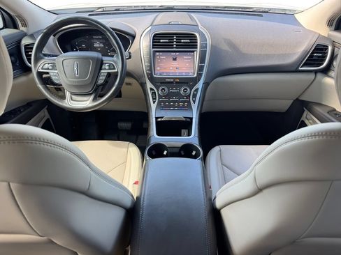 Used 2020 Lincoln Nautilus Reserve AWD/4WD image 10