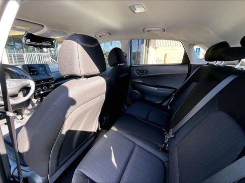 Certified 2022 Hyundai Kona SEL AWD/4WD image 17
