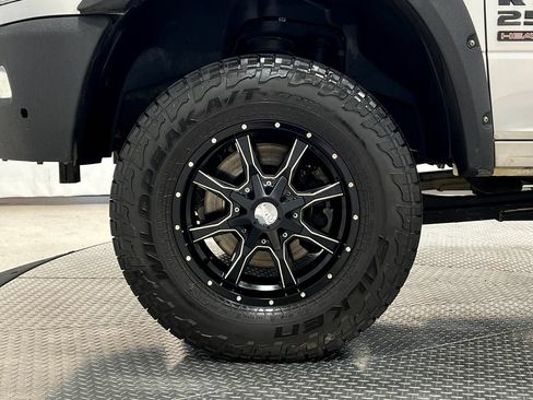 Used 2015 RAM 2500 Laramie AWD/4WD image 40