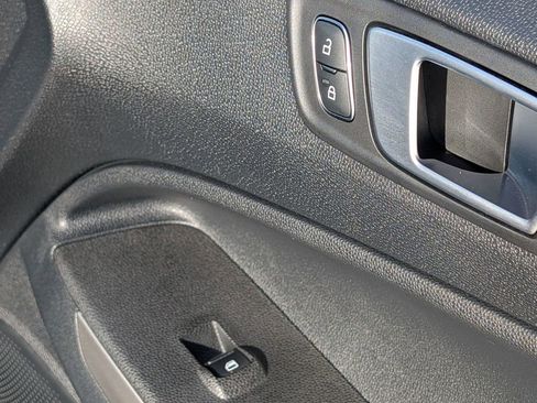 Used 2020 Ford EcoSport Titanium image 49