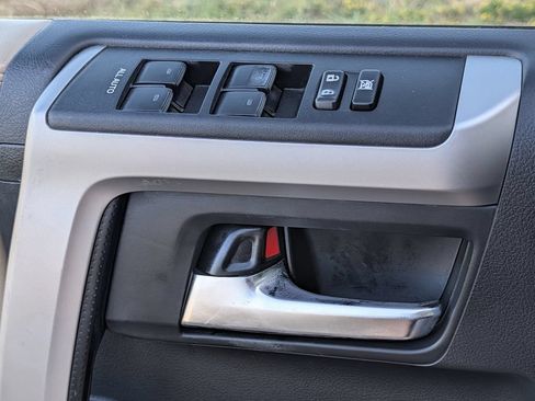 Used 2015 Toyota 4Runner Limited RWD image 23