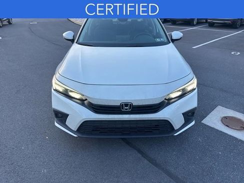 Used 2023 Honda Civic Touring image 2