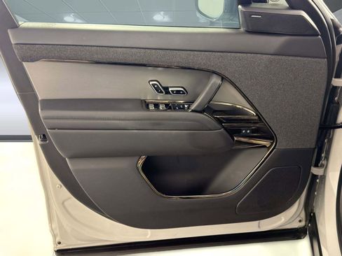 Used 2024 Land Rover Range Rover Sport Dynamic SE image 12