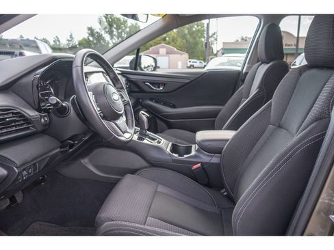 Certified 2025 Subaru Outback Premium AWD/4WD image 15