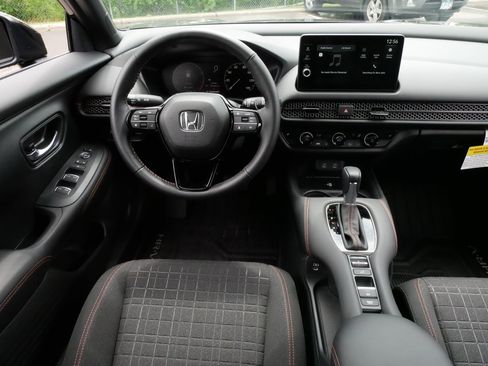 Used 2026 Honda HR-V Sport image 9