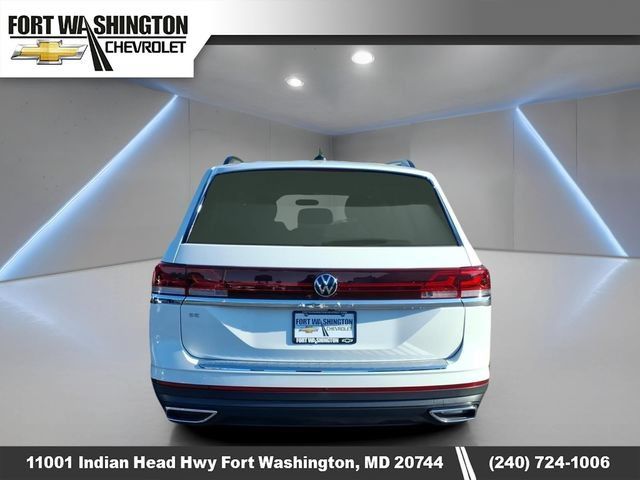 Used 2025 Volkswagen Atlas SE FWD image 4