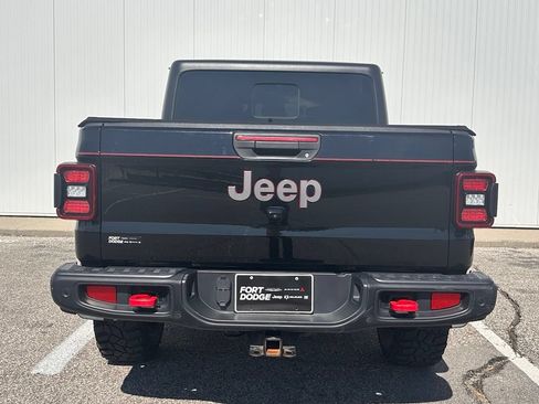 Used 2020 Jeep Gladiator Rubicon AWD/4WD image 5