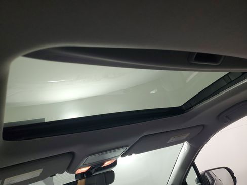 Certified 2022 Honda Pilot Special Edition image 17