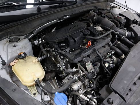 Used 2023 Kia K5 GT-Line image 19