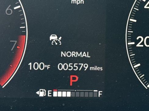 Used 2025 Honda HR-V LX image 37