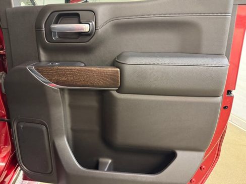 Used 2021 GMC Sierra 1500 Denali AWD/4WD image 29