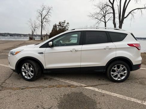 Used 2015 Ford Escape Titanium w/ Equipment Group 301A image 8
