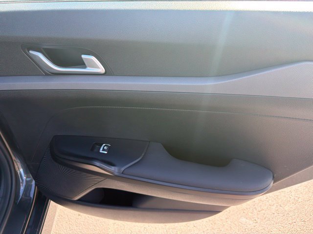 Used 2026 Kia K5 LXS FWD image 27