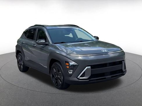 Used 2026 Hyundai Kona SEL Sport FWD image 3