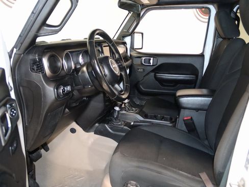 Used 2021 Jeep Gladiator Sport AWD/4WD image 29