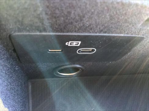 New 2026 Volvo XC90 T8 Plus w/ Protection Package Premier image 23