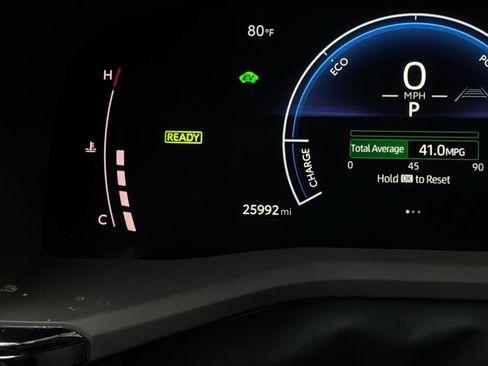 Used 2025 Toyota Camry SE FWD image 38