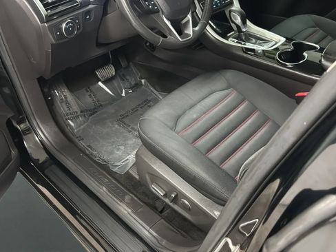Used 2016 Ford Fusion SE FWD image 23