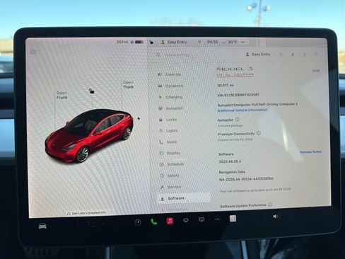 Used 2019 Tesla Model 3 Performance image 25