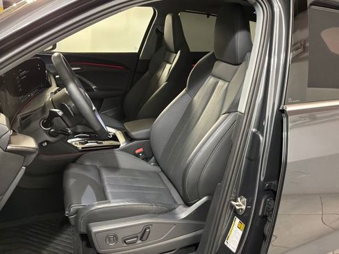 Certified 2025 Audi Q5 Premium Plus w/ Premium Plus image 7