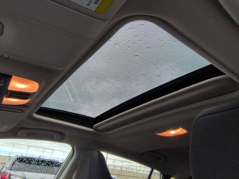 Used 2024 Subaru Impreza 2.0i Sport image 19