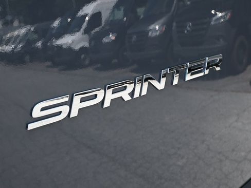 Used 2025 Mercedes-Benz Sprinter 2500 image 26