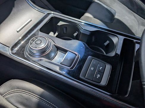 Used 2020 Ford Edge ST w/ Equipment Group 401A AWD/4WD image 31