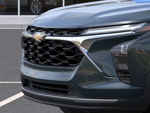 New 2026 Chevrolet Trax LT w/ LT Convenience Package FWD image 43