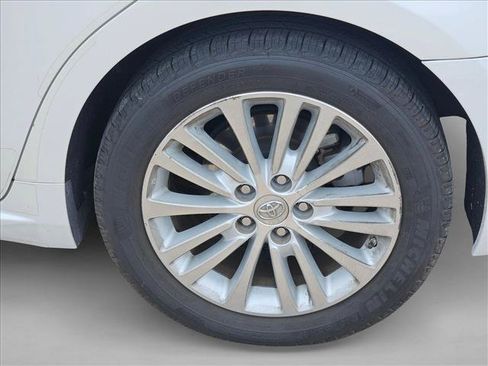 Used 2014 Toyota Avalon XLE Touring FWD image 14