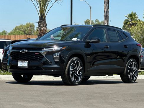 New 2026 Chevrolet Trax RS w/ Driver Confidence Package FWD image 8