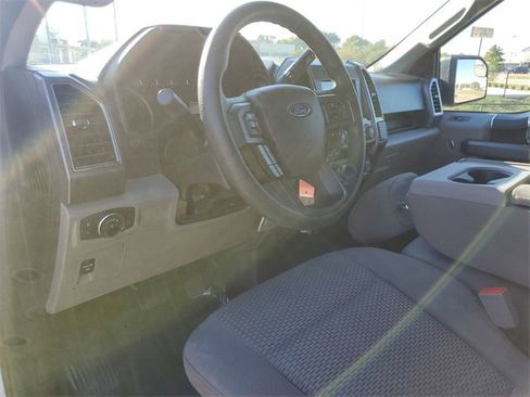 Used 2019 Ford F150 XLT image 10