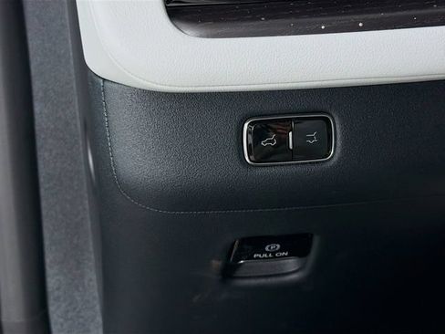 New 2026 Lincoln Navigator L Black Label AWD/4WD image 10